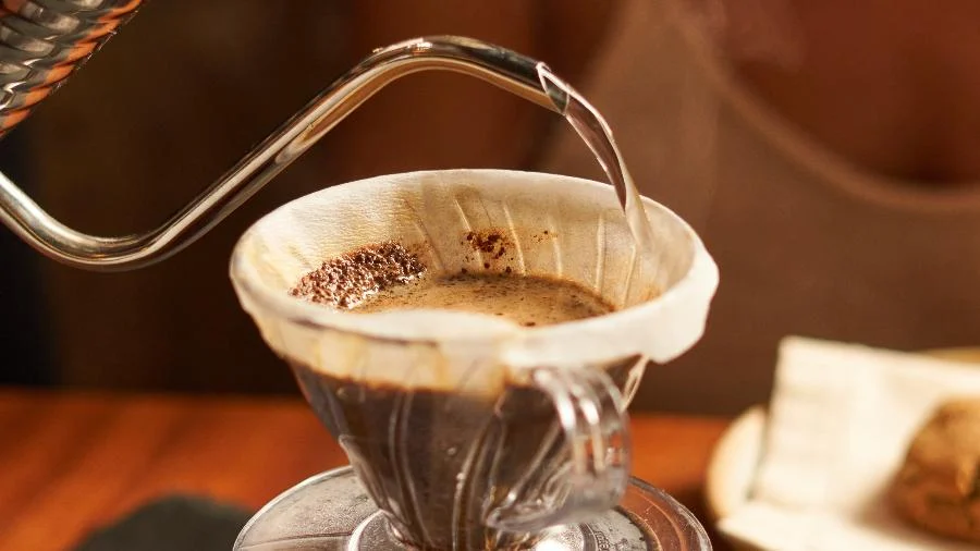 Desvende os Segredos da Cafeína: Como o Café Transforma seu Corpo e Mente em Cinco Efeitos Surpreendentes que Você Precisa Conhecer