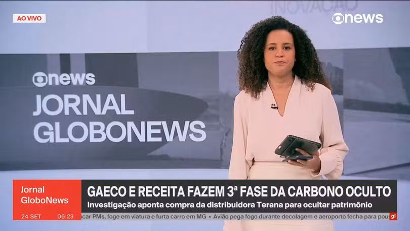 Defesa de Bolsonaro pede suspensão da pena no caso da trama golpista ao STF, questionando competência da Primeira Turma